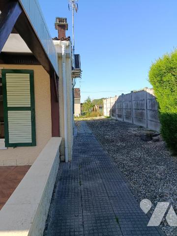 SAINT AMAND LES EAUX : MAISON INDIVIDUELLE DE PLAIN PIED