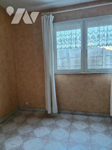 SAINT AMAND LES EAUX : MAISON INDIVIDUELLE DE PLAIN PIED