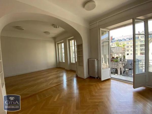 Appartement à louer 3 pièces 91.23m² Chambéry (73000)