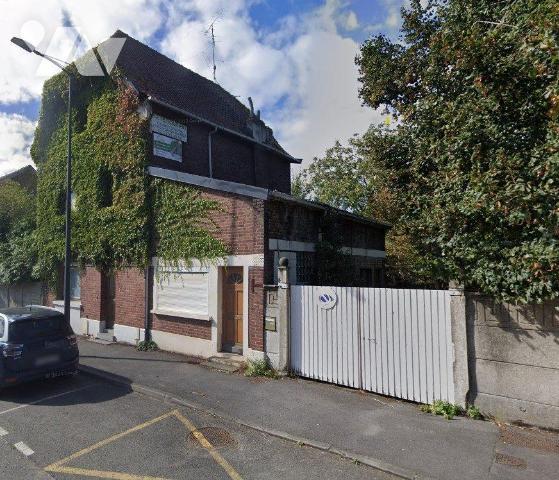 MAISON 7 PIÈCES AVEC JARDIN - BRUAY SUR ESCAUT Venez découvrir cette maison de 7 pièces d'envir...
