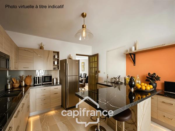 Rennes, Maison de charme Type 7 de 202 m2 (134) m2 pondérés) terrain de 218 m2 - Sous-sol de 68 m2 + Double Garage