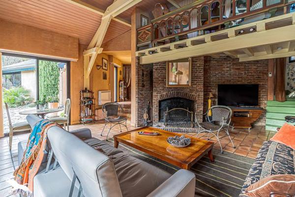 Maison à vendre |  Le Pian-Médoc |  7 pièces | 205 m²