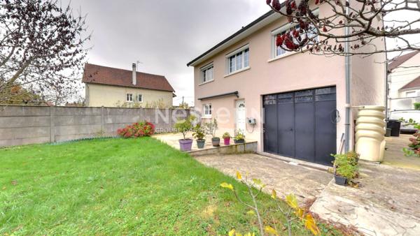Maison Roissy En Brie 9 pièces - Centre-ville