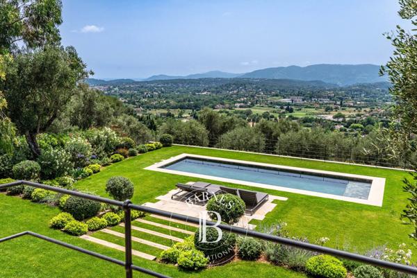 Grasse, Villa 5 Chambres -  410 m² à vendre