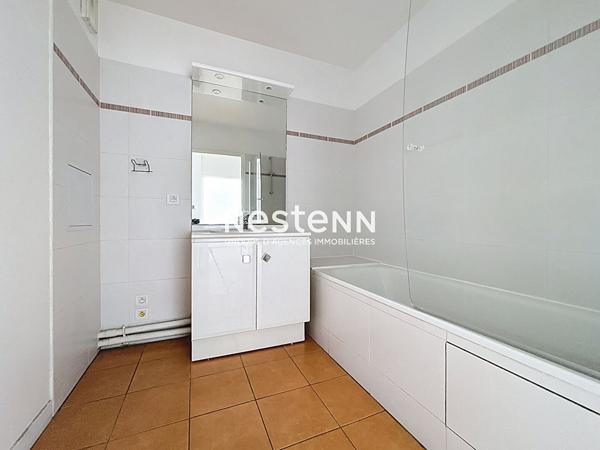 ISSY LES MOULINEAUX - FORT D'ISSY - Vente appartement 3 pièces de 59,50 m² avec un balcon de 8,80 m²