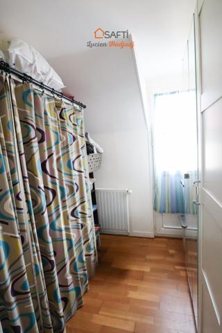 Maison de ville en briques. Années 1900. 6 pièces