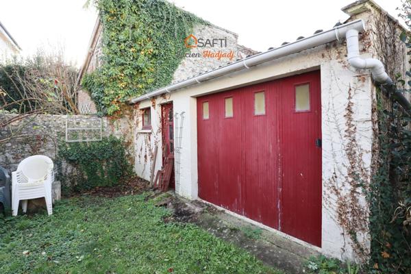 Maison de ville en briques. Années 1900. 6 pièces