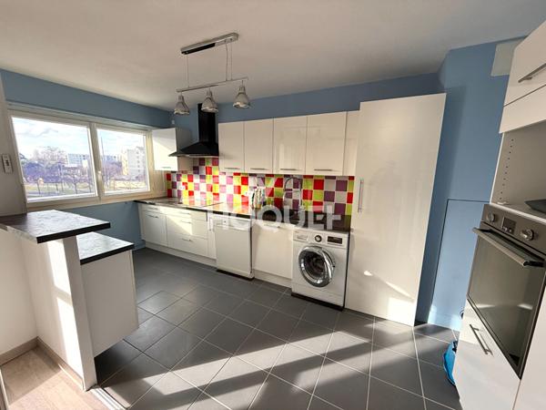 Arlac ? Tram Peychotte à pied ? T3 lumineux avec balcon et parking ? Aucun travaux