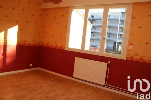 Maison à vendre 4 pièces 77 m² Saintes