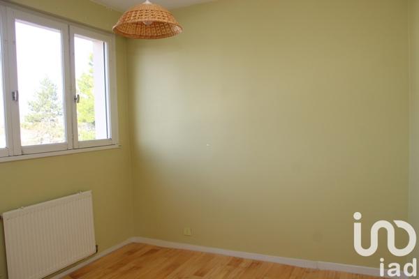 Maison à vendre 4 pièces 77 m² Saintes