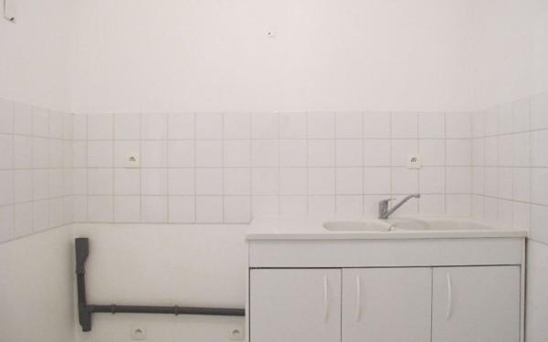 Maison à louer    3 pièces • 79,44 m2 Cuise-la-Motte