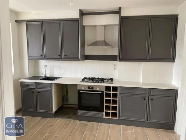 Appartement à louer 4 pièces 94.15m²