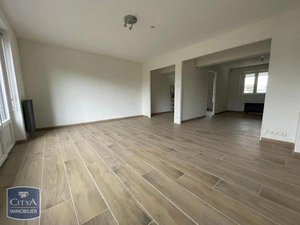 Appartement à louer 4 pièces 94.15m²