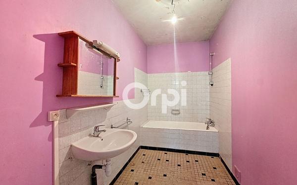 Maison à vendre    5 pièces • 119,50 m2 Maringues