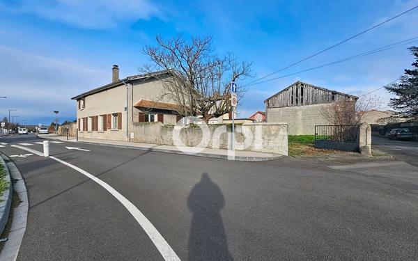 Maison à vendre    5 pièces • 119,50 m2 Maringues