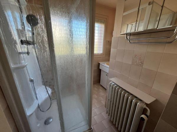 Maison à vendre à Montceau-les-Mines en Saône-et-Loire (71300), ref : 063/1457   
Bellevue