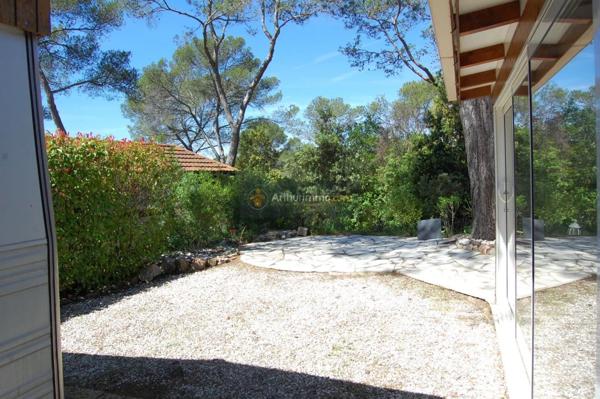Vente Terrain 200 m2 à Fréjus