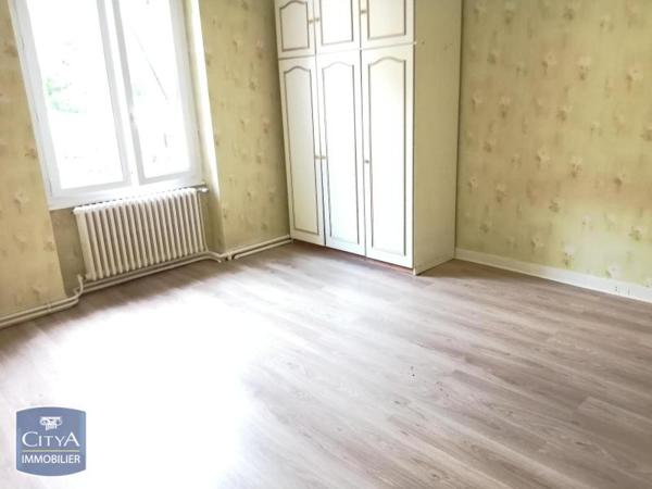 Appartement à louer 3 pièces 82.8m²