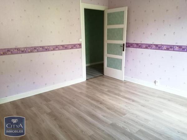 Appartement à louer 3 pièces 82.8m²