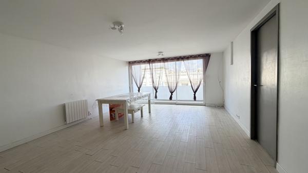 Royan (17200) 

CENTRE VILLE & PLAGE A 150 M