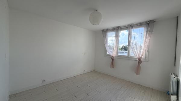 Royan (17200) 

CENTRE VILLE & PLAGE A 150 M