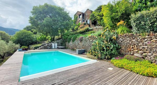 07140 : Maison cevenole de 215 m2 avec vue et psicine