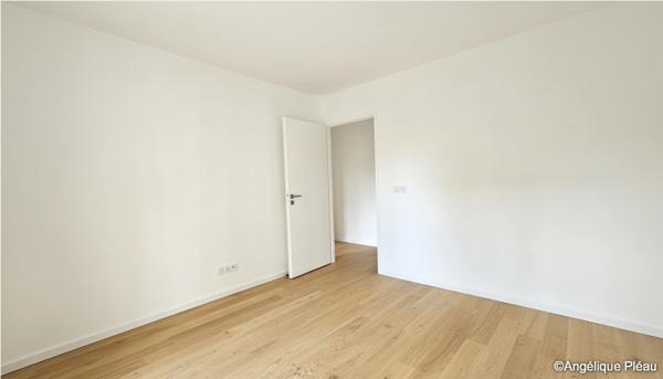 Appartement T4 de 87,73 m² avec terrasse et jardin au CHESNAY (78)