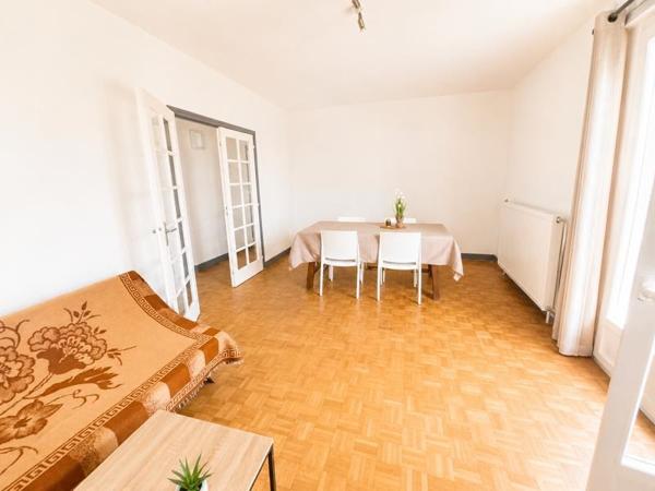 Maison à louer 690 € CC Naves 3 p 62 m² DPE C