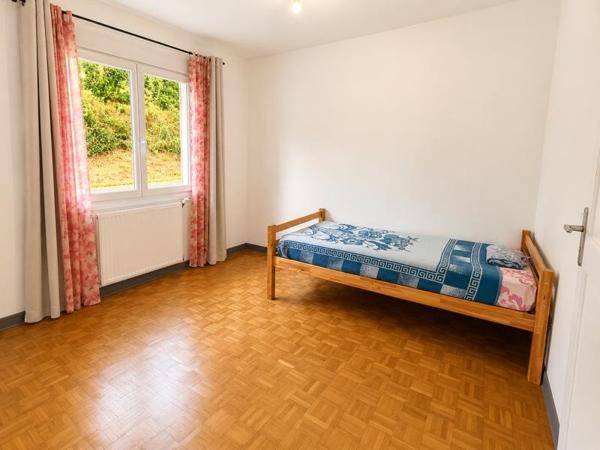 Maison à louer 690 € CC Naves 3 p 62 m² DPE C