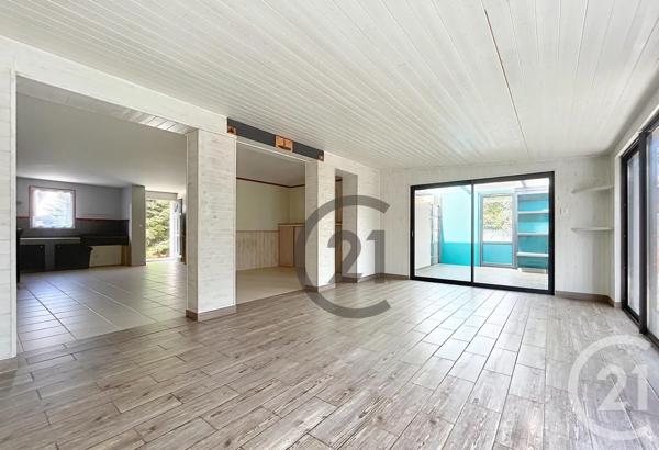 Maison à vendre  5 pièces - 126 m 2   ST LYPHARD  - 44