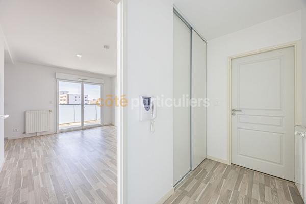 Vente
                Appartement43 m² - 2 Pièces -
                    NANTES (44200)