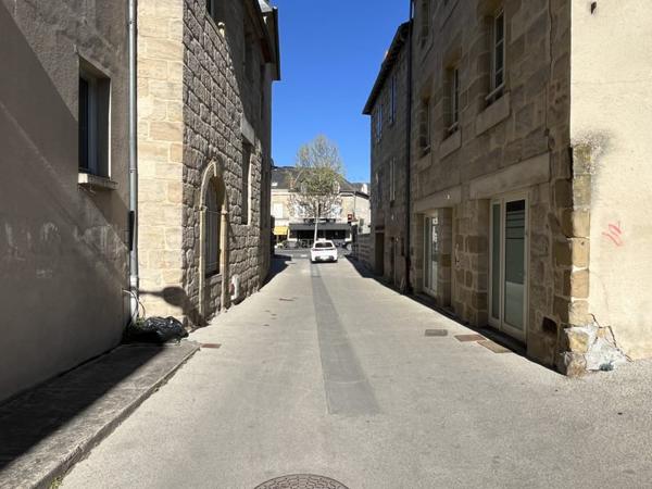 Parking à louer |  Brive-la-Gaillarde |  | 16 m²