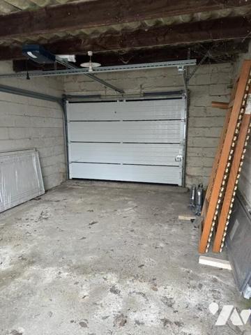 Maison à vendre à BOHAIN EN VERMANDOIS comprenant rdc: entrée avec placard, w.c, cuisine, salle...