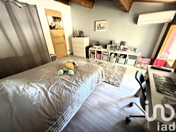 Maison à vendre 12 pièces 144 m² Les Granges-Gontardes