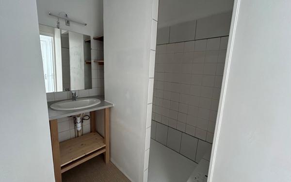 Appartement à louer    5 pièces •  Tours