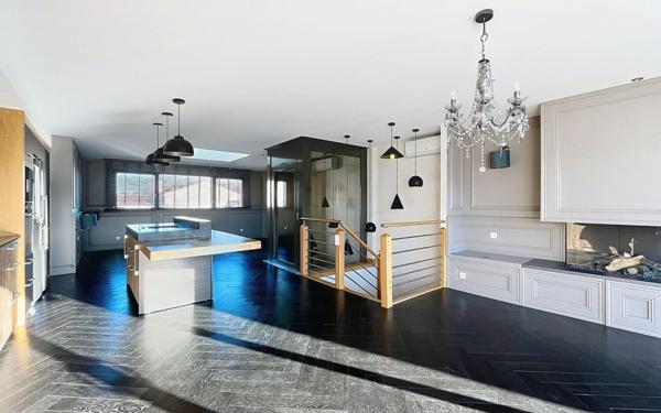 Maison à vendre    4 pièces •  La Rochelle