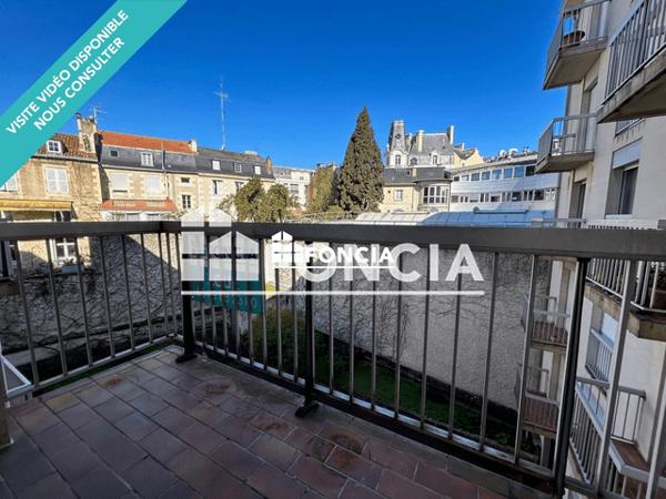 Location Appartement 2 pièces 59.4 m² - 10 RUE ANCIENNE COMEDIE Poitiers 86000
