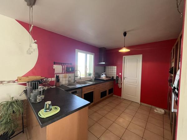 Maison à vendre 218 325 € Blanzac-Porcheresse 5 p 124 m² DPE C