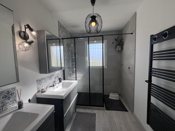 Maison à vendre 218 325 € Blanzac-Porcheresse 5 p 124 m² DPE C