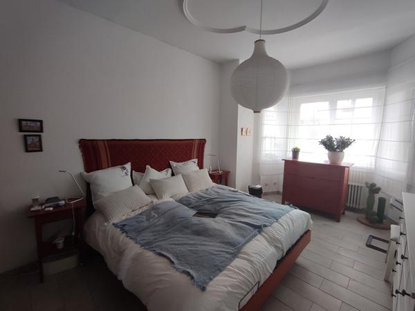 Maison - 9 pièces - 292 m²