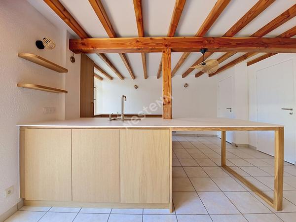 Maison rénovée 2 chambres et 1 bureau - 82m² - LANDEMONT
