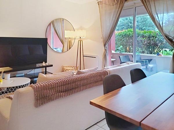 Charmant T2, terrasse, Quartier calme à Bouguenais