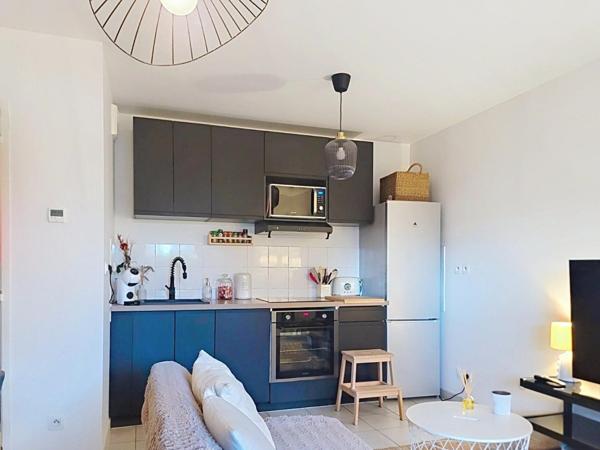 Charmant T2, terrasse, Quartier calme à Bouguenais