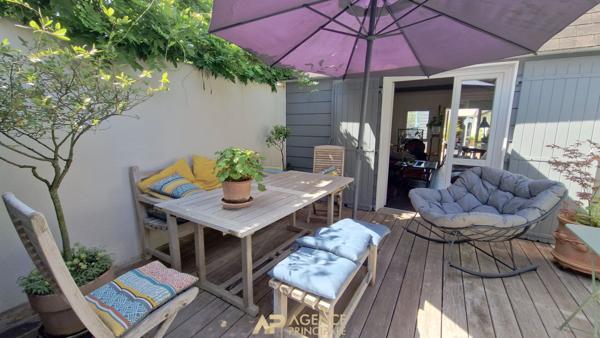 Maison plain-pied 3 chambres, 118 m2 -La Rochelle €530 250 ** - Référence ND732E