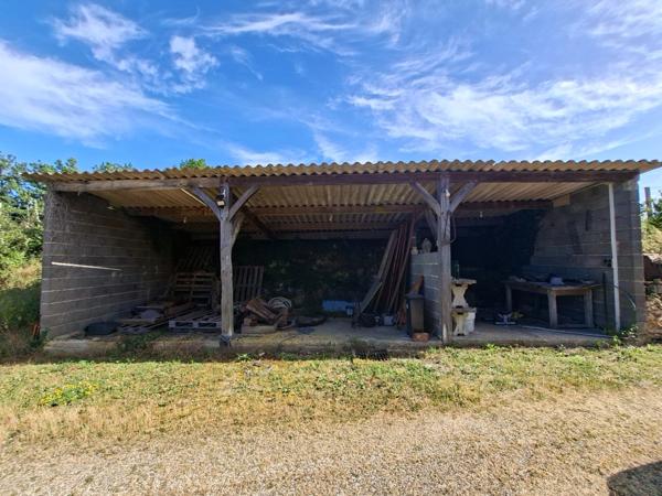 Maison 3 chambres, grand garage et combles aménageables – Saint-Félix-de-Reilhac-et-Mortemart
