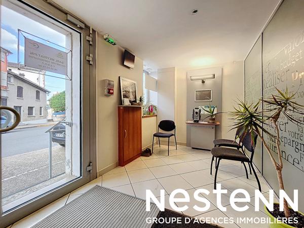 A vendre : Immeuble de Rapport - Commercial et Habitation - 71570 LA CHAPELLE DE GUINCHAY