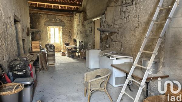 Maison rustique 5 pièces de 155 m² à Jaujac (07380)