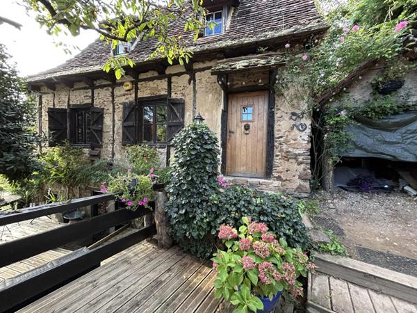 Petite propriété à vendre 3 pièces proche de BEAULIEU SUR DORDOGNE
