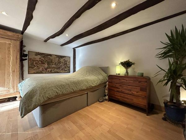 Petite propriété à vendre 3 pièces proche de BEAULIEU SUR DORDOGNE