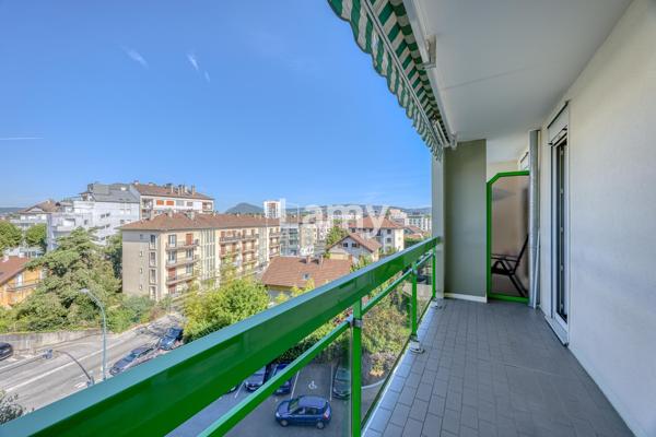 T3 traversant avec garage et cave